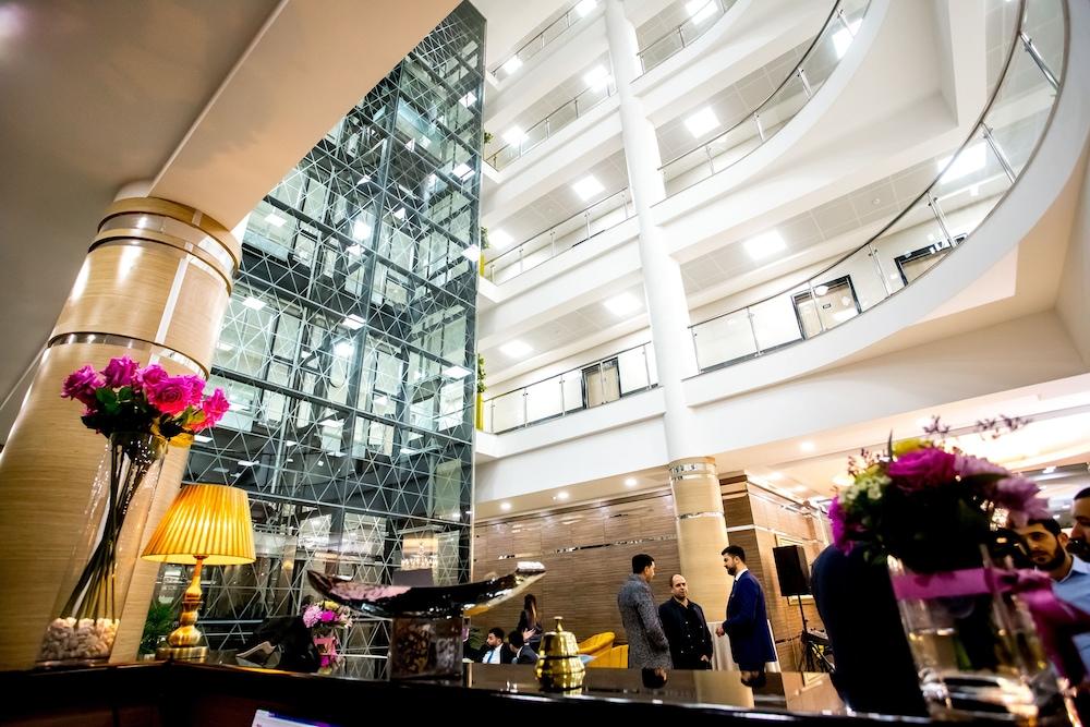 West Shine Hotel Baky Esterno foto