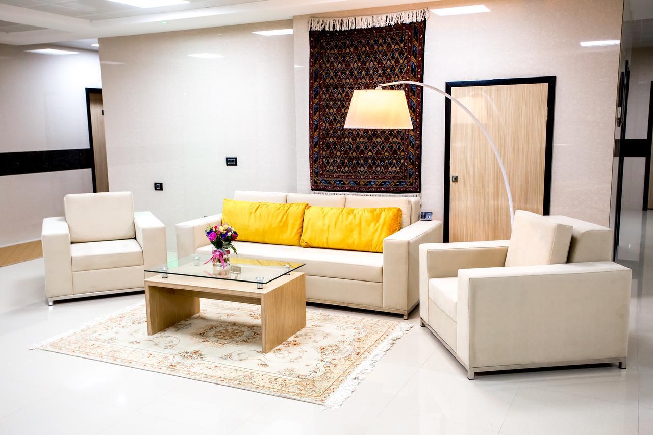 West Shine Hotel Baky Esterno foto