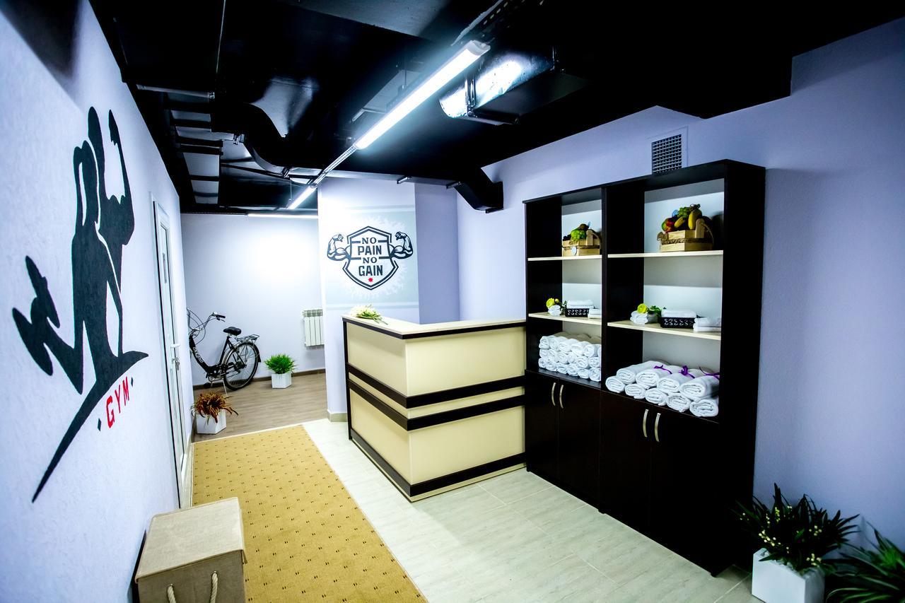 West Shine Hotel Baky Esterno foto